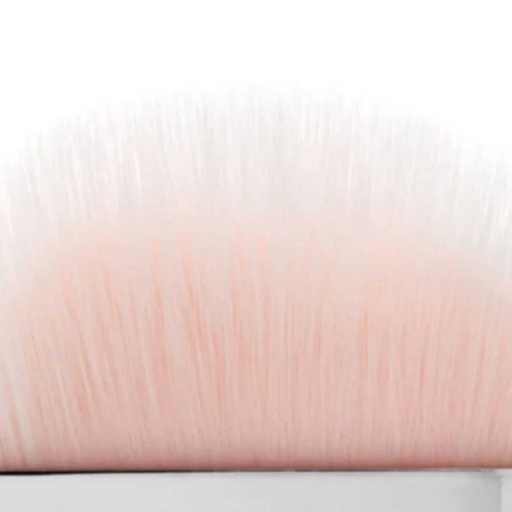 IT COSMETICS NIB HEAVENLY SKIN WONDER BRUSH.